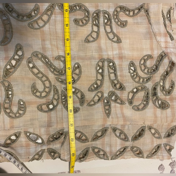 Free People We The Free Embroidered Cut Out Top Size S - Picture 8 of 9